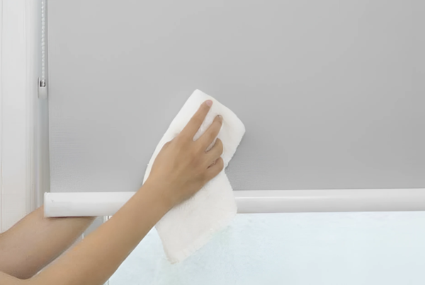 Blinds cleaning image